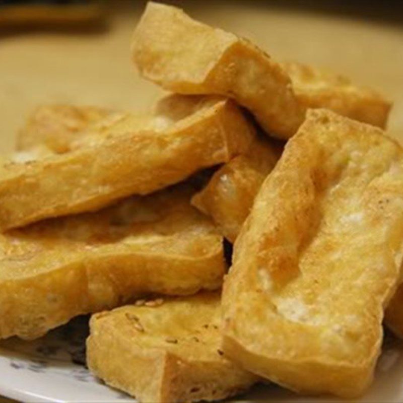 Step 3 Searing the rice noodles and frying the tofu for the seared vegetable pho