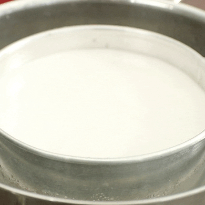 Step 5 Steam the white mixture Taro cake steamed with coconut milk