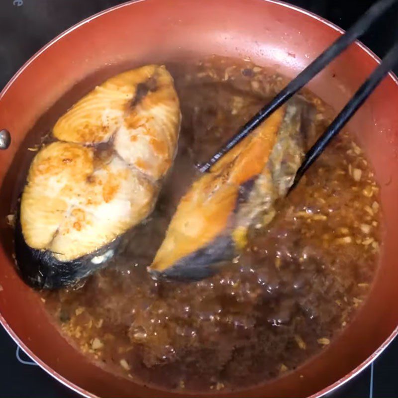 Step 4 Braised Fish Mackerel Braised with Pepper