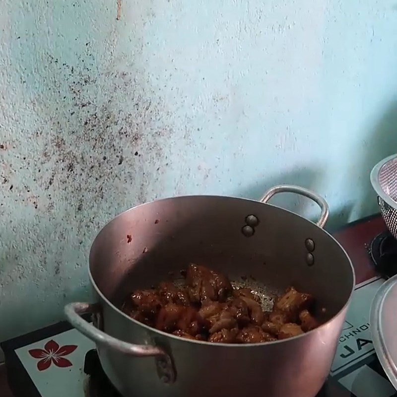 Step 4 Cook the Pork with Papaya