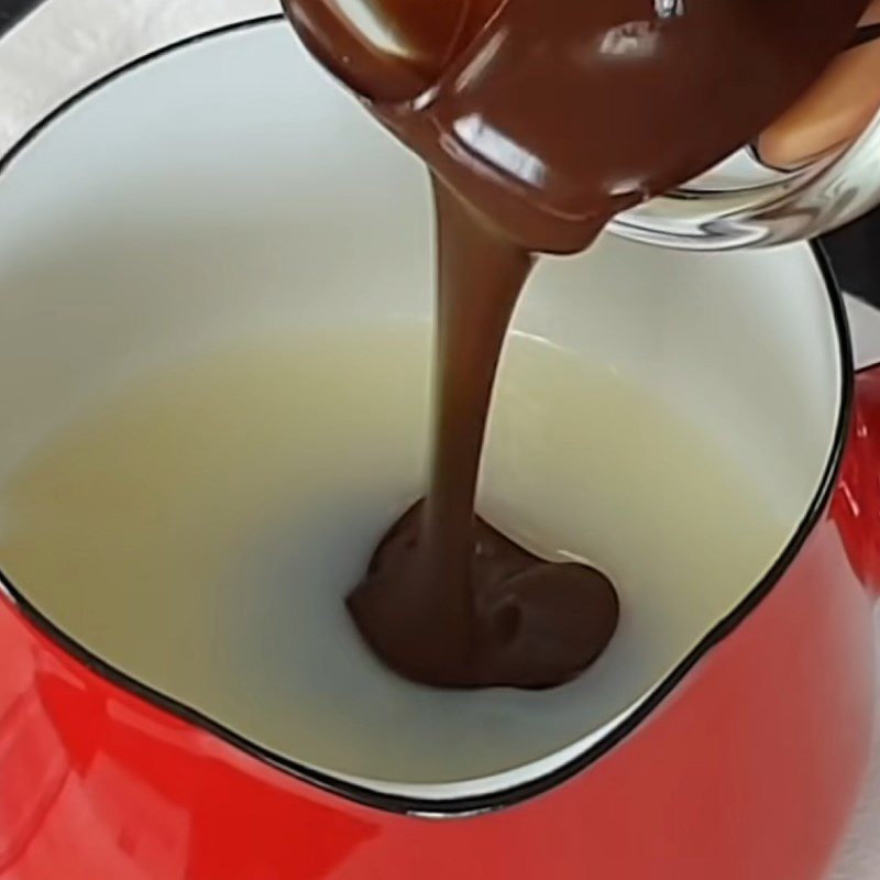 Step 8 Make the chocolate coating Flourless chocolate cake