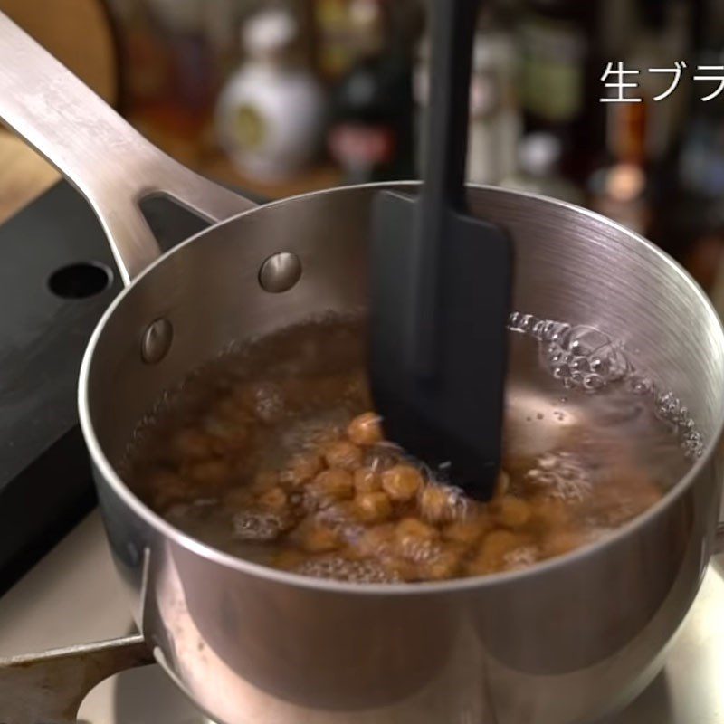 Step 5 Boiling black pearls Chocolate pancake with pearl cream