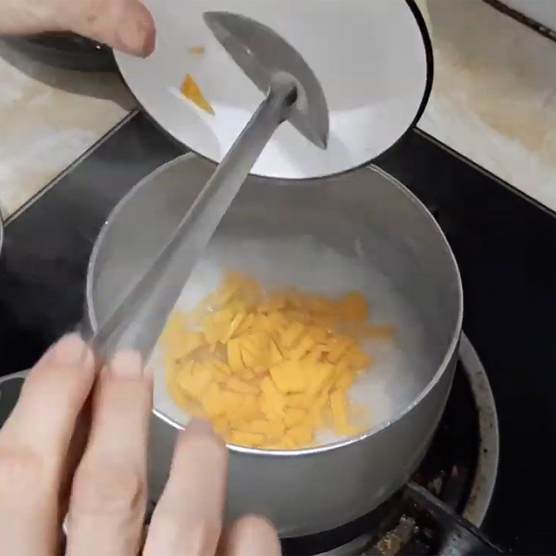 Step 2 Cooking porridge Catfish porridge with pumpkin and Amaranth