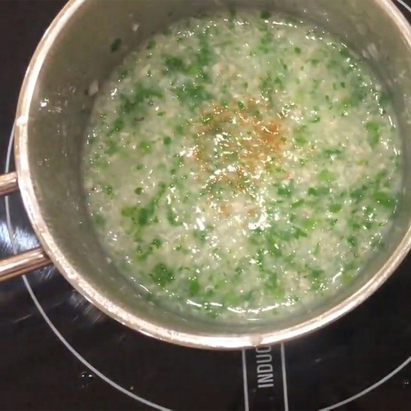 Step 3 Cooking frog porridge with water spinach