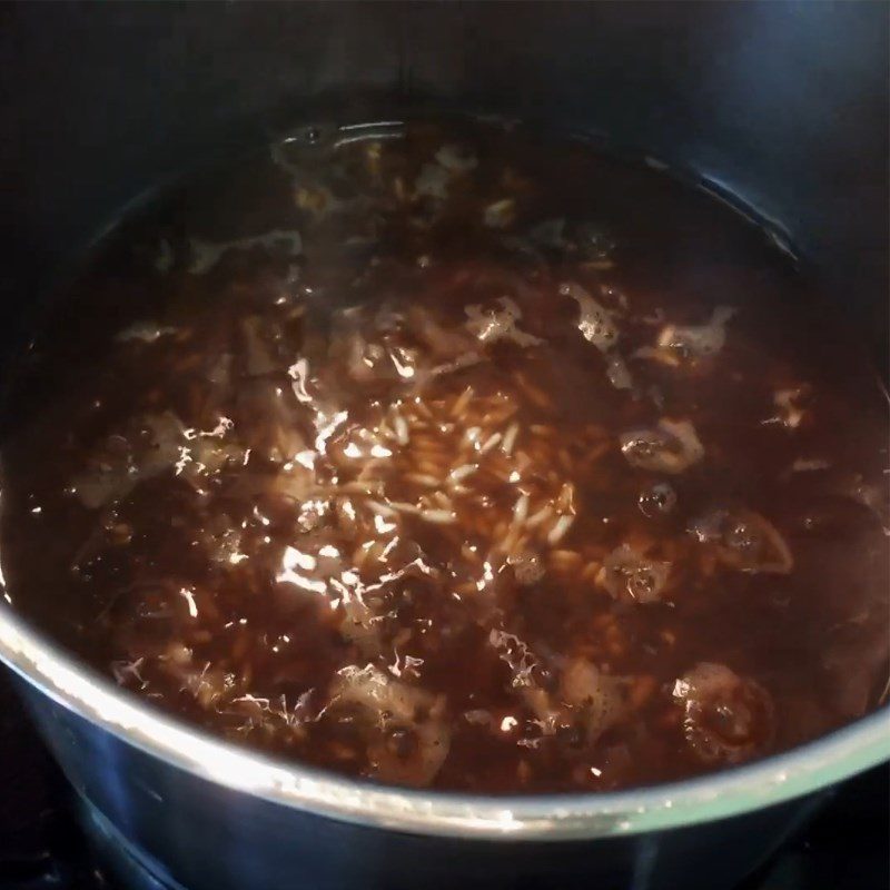 Step 3 Cooking sticky rice with red beans Red bean cake