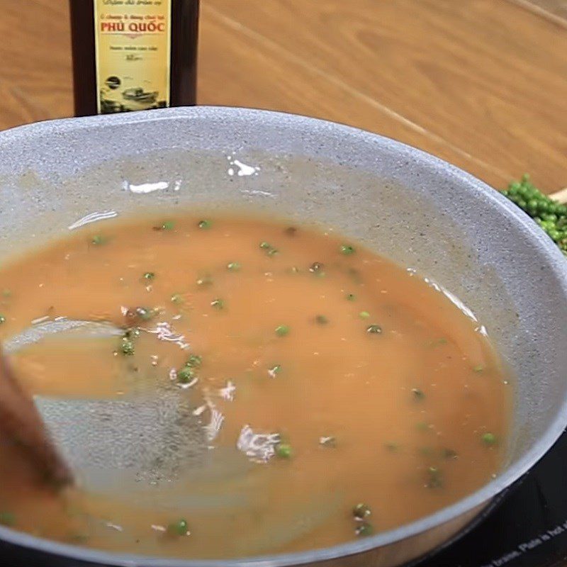 Step 4 Making the sauce Crispy fried eel with green pepper sauce