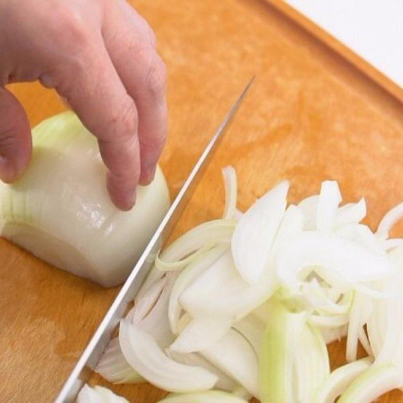 Step 2 Prepare the remaining ingredients Lobster stir-fried noodles with XO sauce