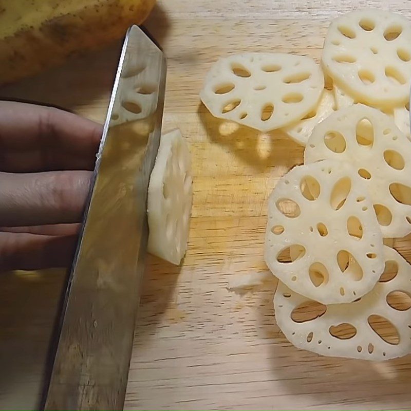 Step 1 Prepare the lotus root Lotus Root Kimchi