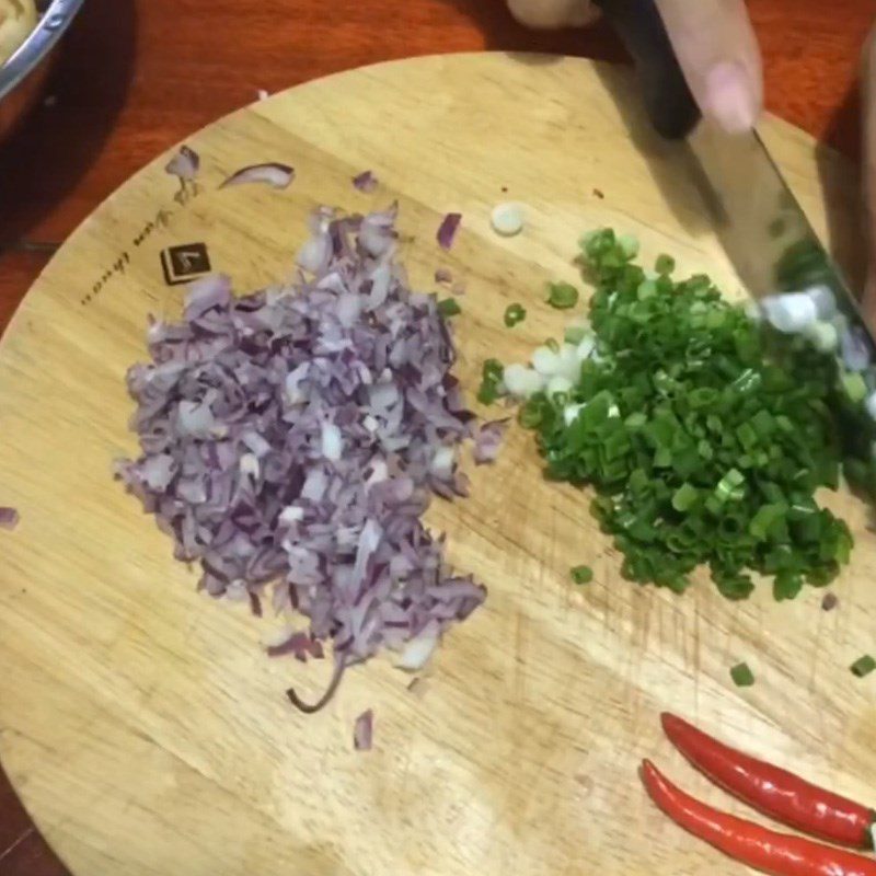 Step 1 Preparing ingredients for Braised Pork with Straw Mushrooms