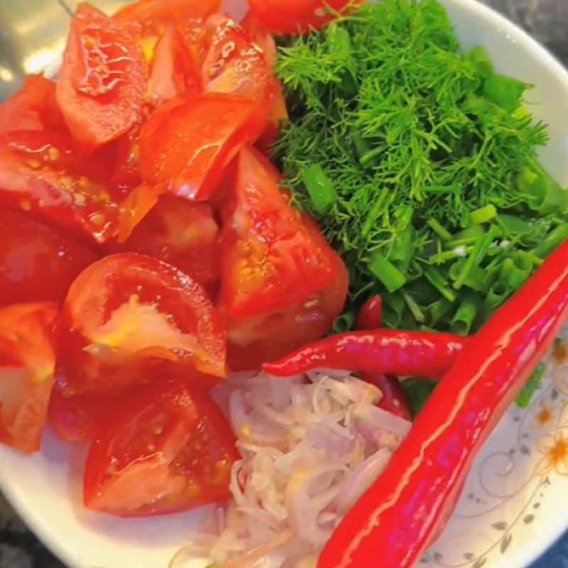 Step 1 Prepare the ingredients for Sour Bamboo Shoot Fish Soup with Carp