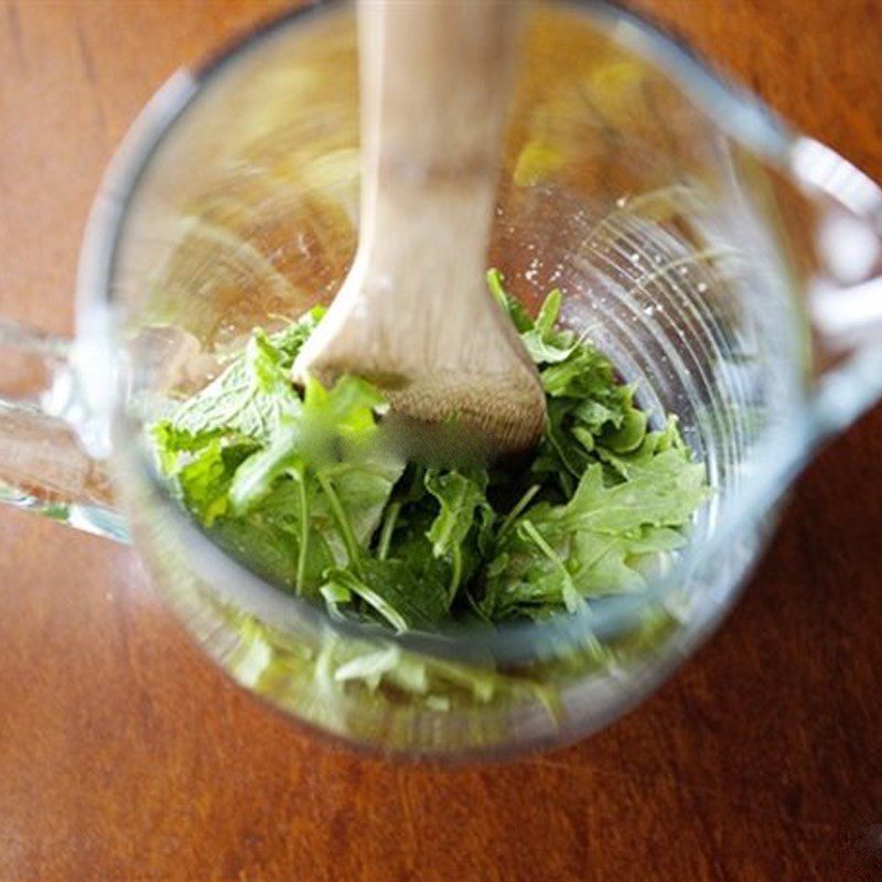 Step 1 Prepare the ingredients for Pineapple Lemon Mojito