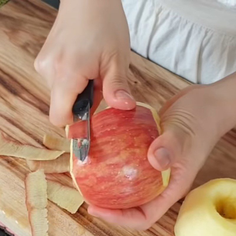 Step 4 Preparing the apples Apple tart - apple tart tatin