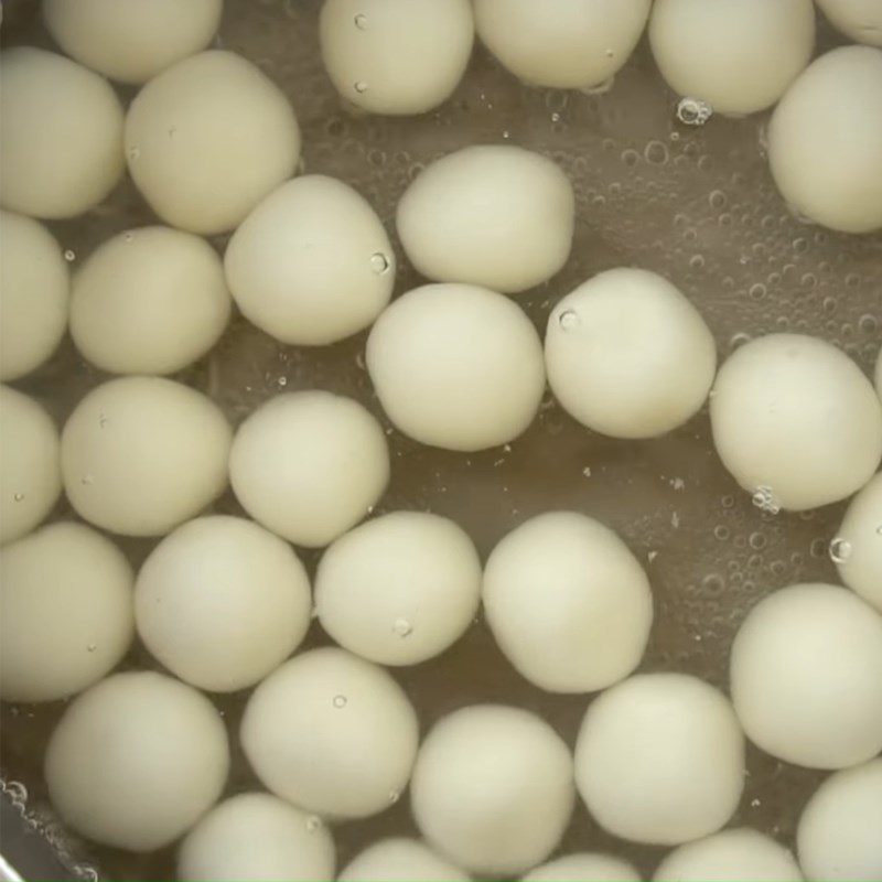 Step 4 Shape and cook Bingsu Matcha mochi with red beans