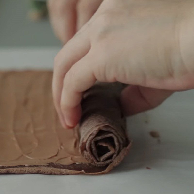 Step 5 Shaping Chocolate crepe cake