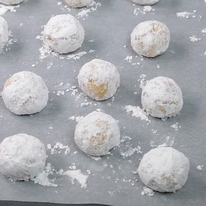 Step 3 Shaping and wrapping the dough Orange cookies with orange jam filling