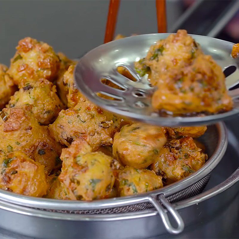 Step 4 Shape and Fry Fried Tofu Balls