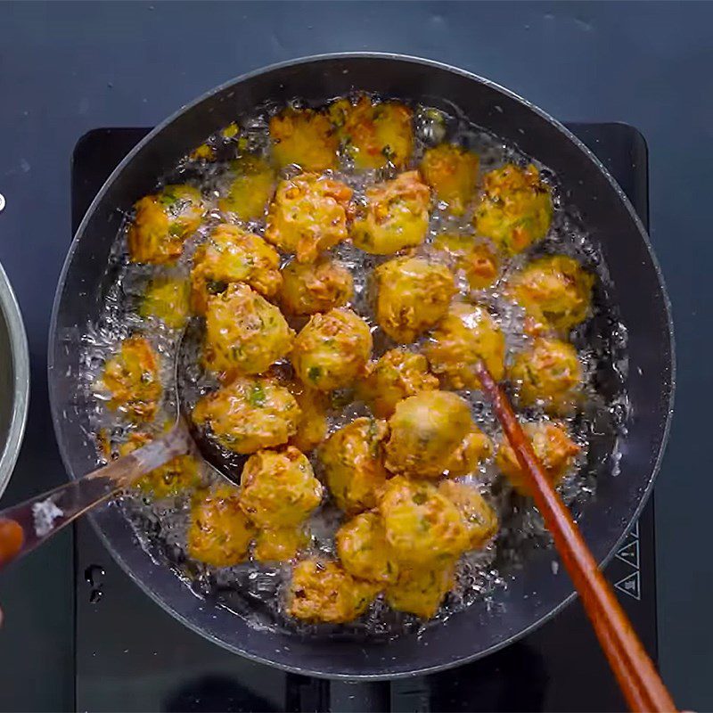 Step 4 Shape and Fry Fried Tofu Balls