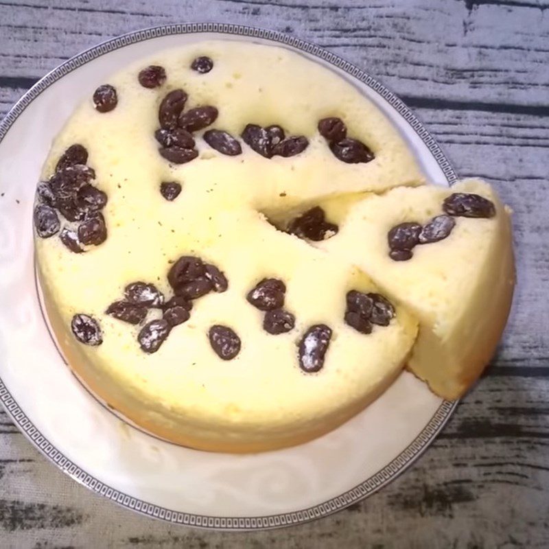 Step 4 Product Raisin sponge cake using a rice cooker