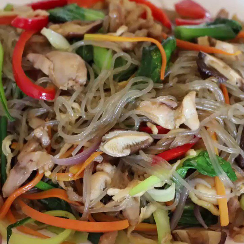 Step 6 Final product Fried noodles with chicken