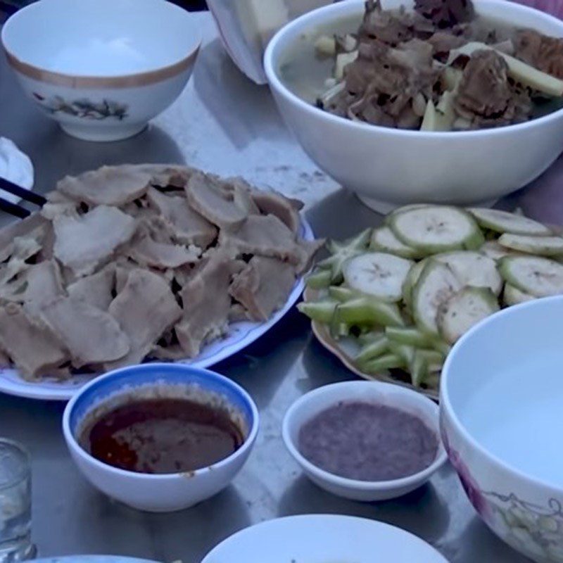 Step 4 Final product Boiled pork stomach with shrimp paste