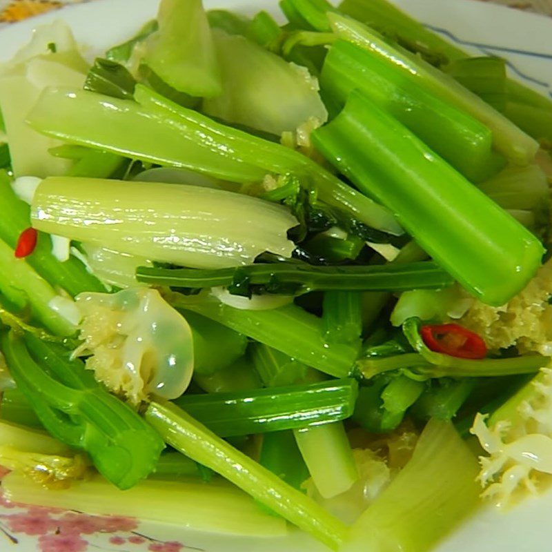 Step 3 Final product Jellyfish stir-fried with celery