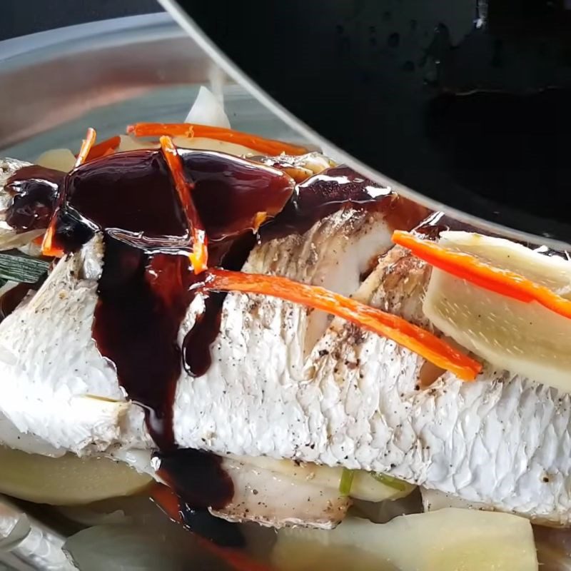 Step 5 Garnishing and Finishing Soy Sauce Steamed Fish