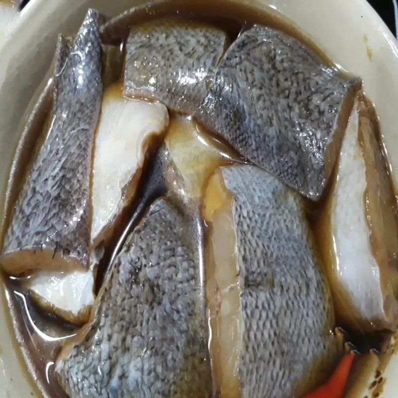 Step 2 Marinate the Flatfish for Braised Flatfish