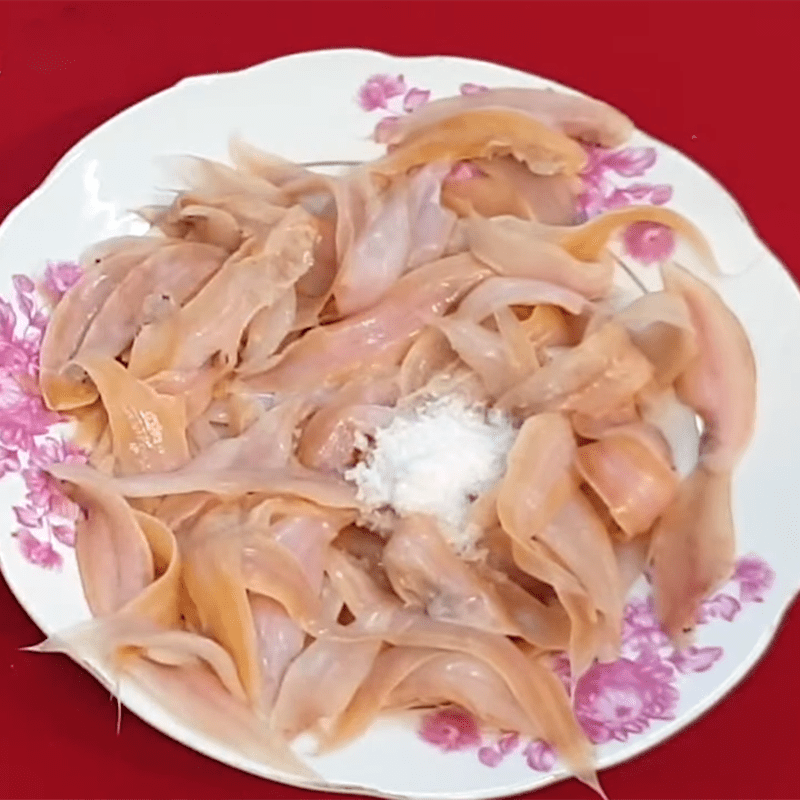 Step 2 Marinate the Sole Fish for Braised Sole Fish with Quet