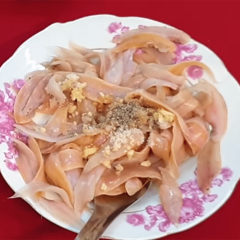 Step 2 Marinate the Sole Fish for Braised Sole Fish with Quet