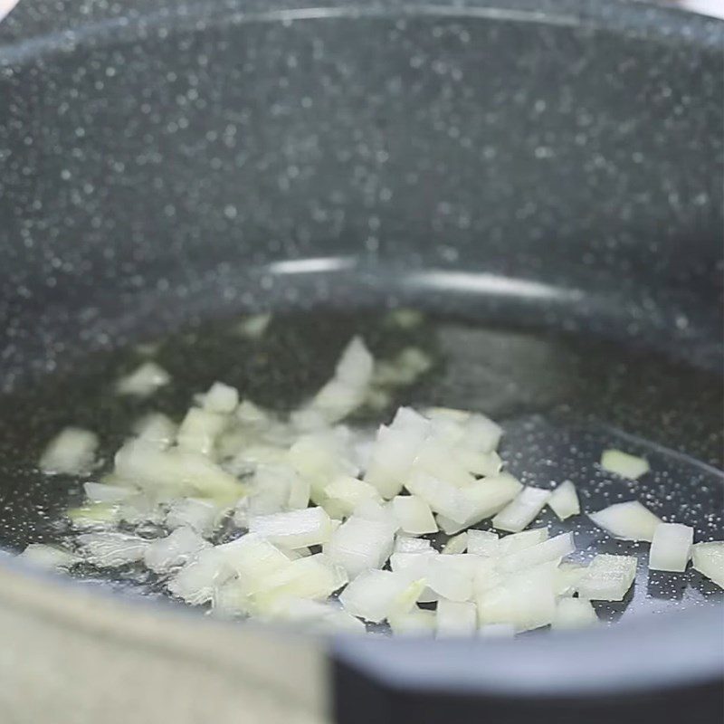 Step 3 Sauté the pork for Cheese Potato Korokke