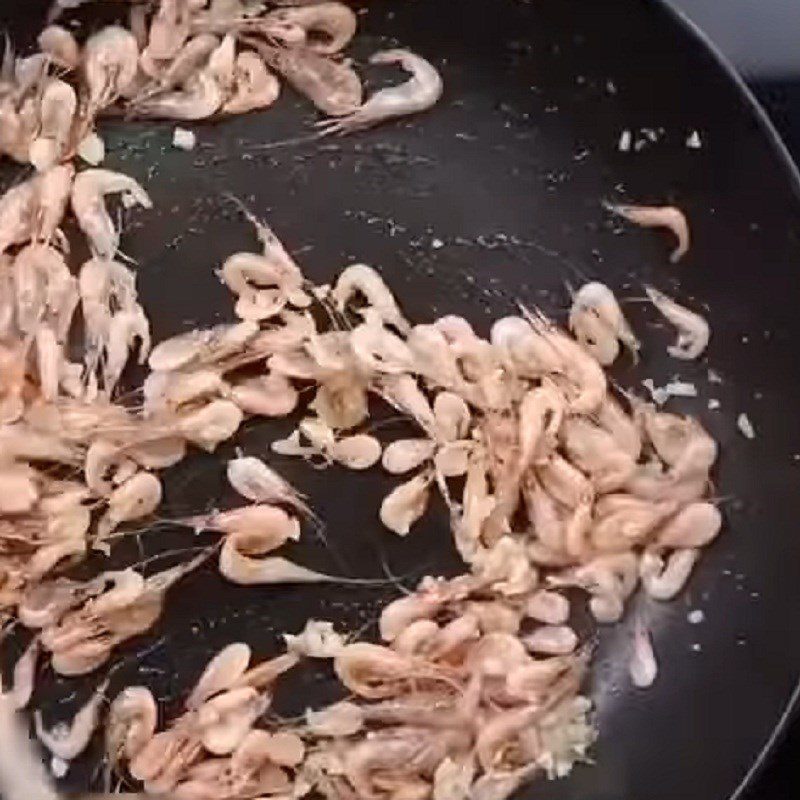 Step 2 Sautéed Shrimp Sautéed shrimp with chives