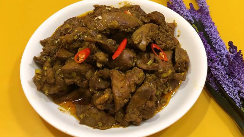 Chicken intestines stir-fried with lemongrass and chili