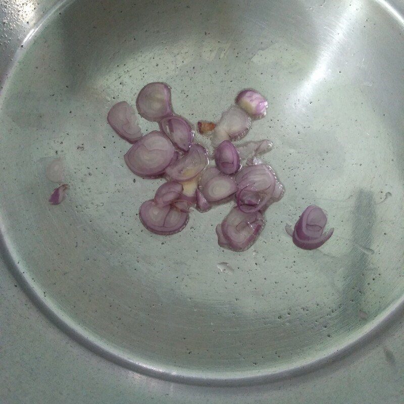 Step 2 Cook the soup for minced meat cabbage soup