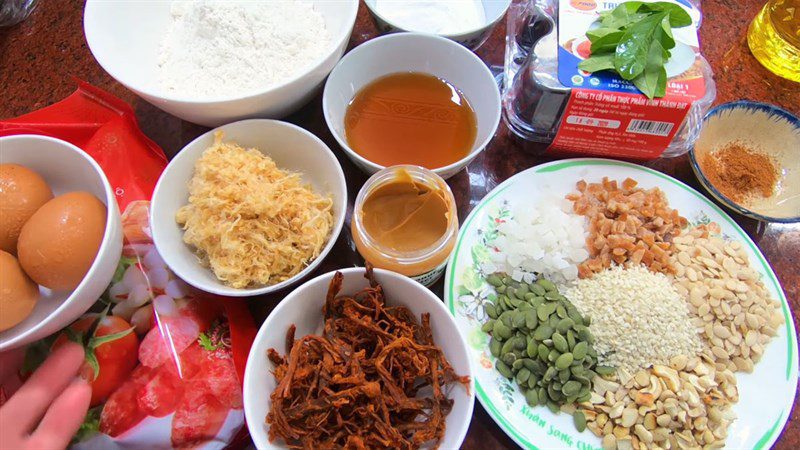 Ingredients for mixed mooncake with dried beef