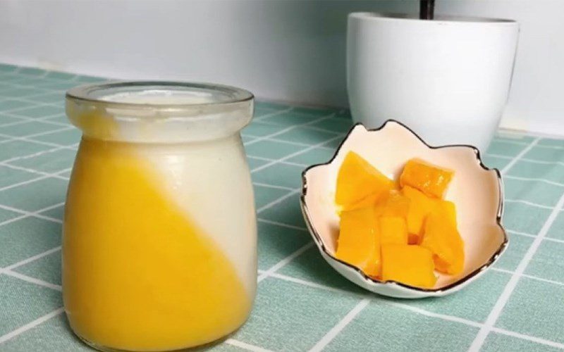 Mango pudding