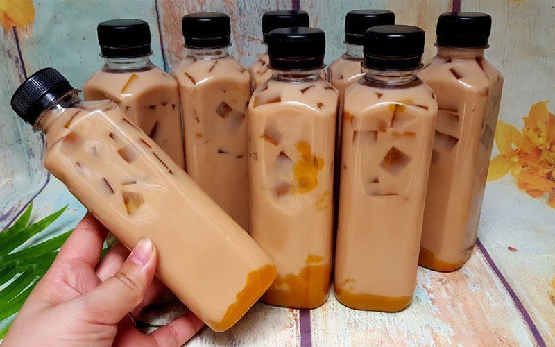 Mango milk tea