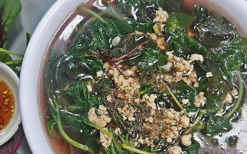 Minced meat amaranth soup