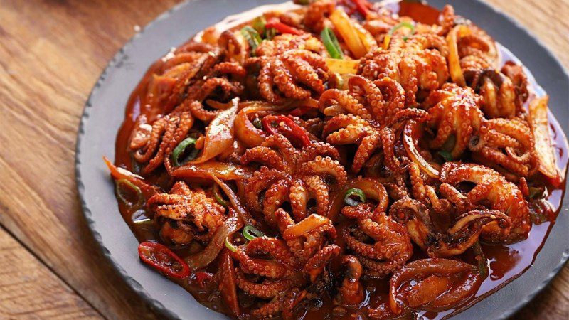 Stir-fried octopus with satay