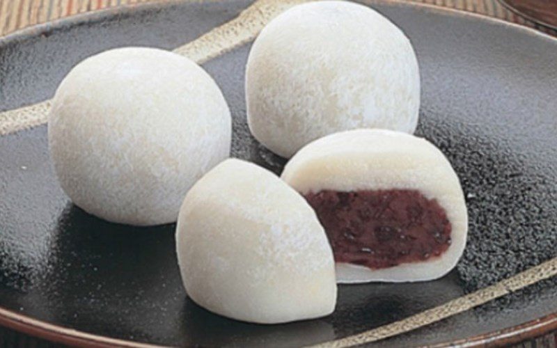 Red bean mochi cake