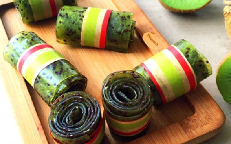 Kiwi roll gummy