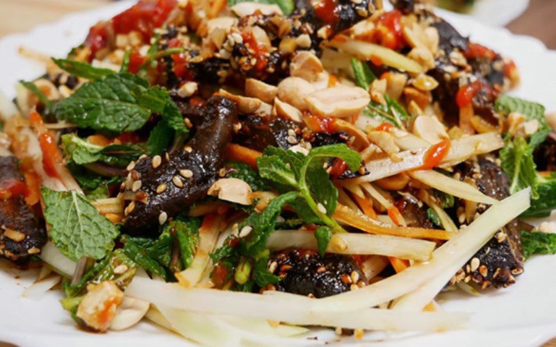 Dried Beef Papaya Salad