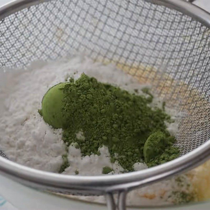 Step 3 Make the matcha cream layer Green tea papparoti