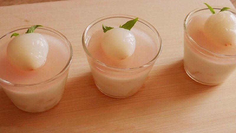 Lychee yogurt