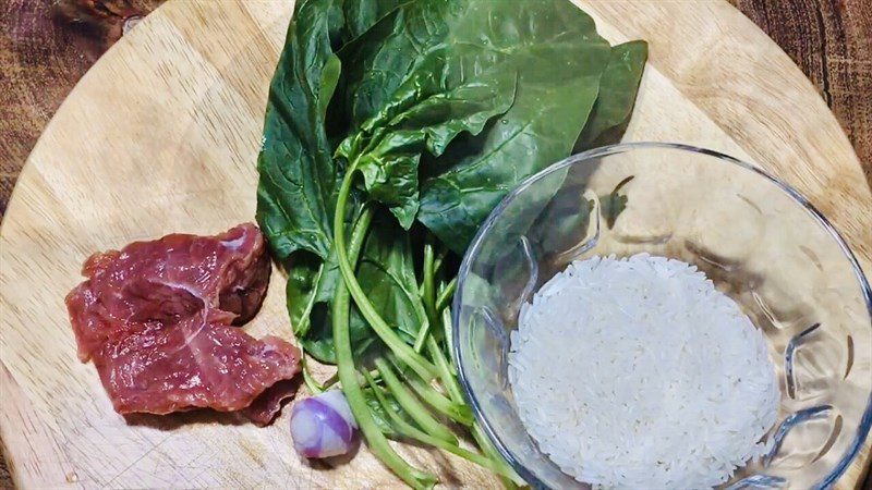 Ingredients for beef spinach porridge