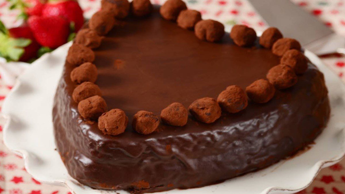 Heart-shaped chocolate cake