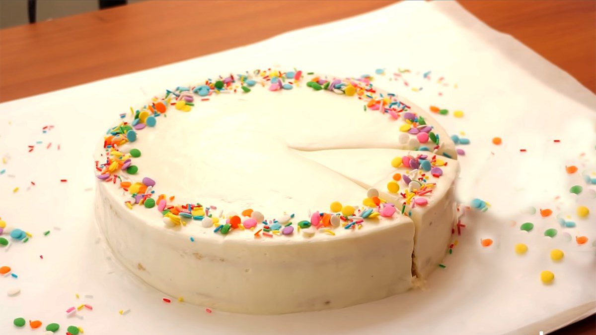 Cake made in the microwave