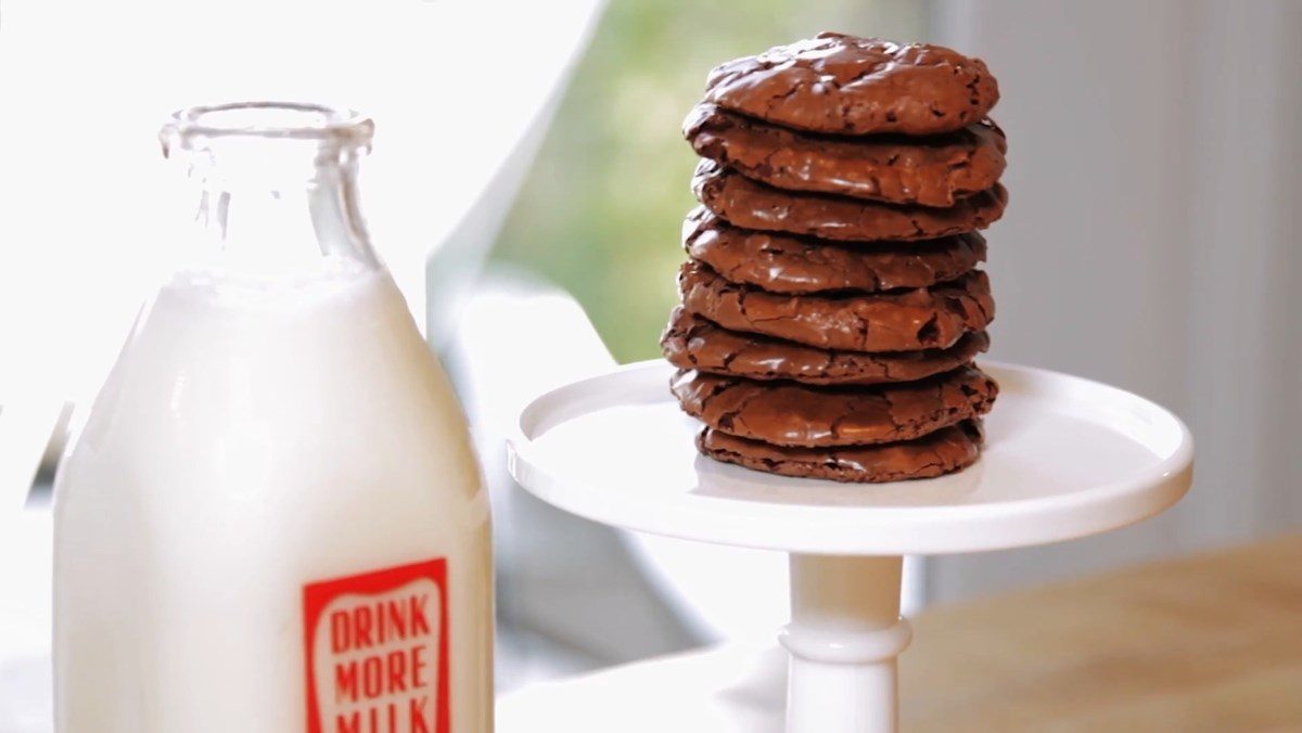 Flourless chocolate cookies