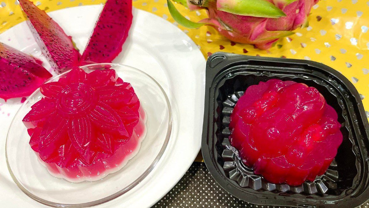 Mooncake with red dragon fruit jelly and flan filling