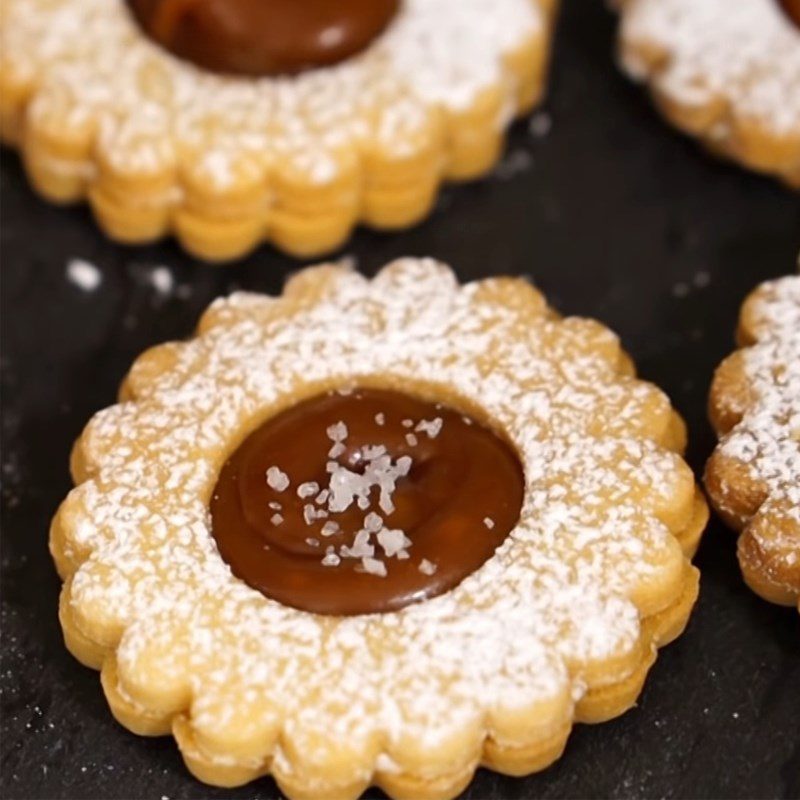 Step 6 Pumping in the Caramel Filling Salted Caramel Cookies