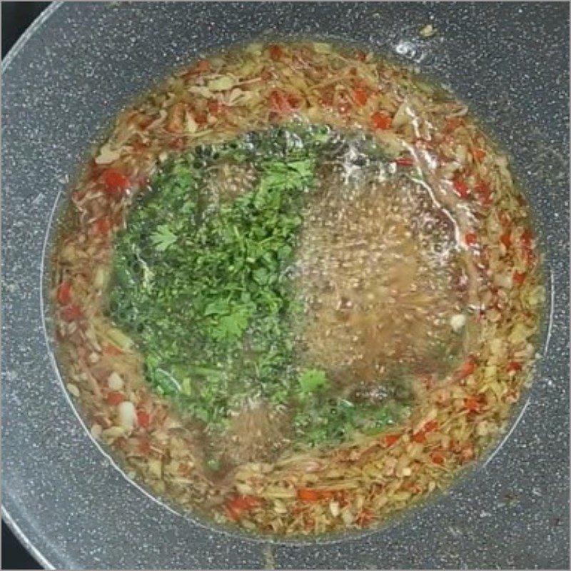 Step 3 Making spicy tamarind sauce for crispy fried snakehead fish